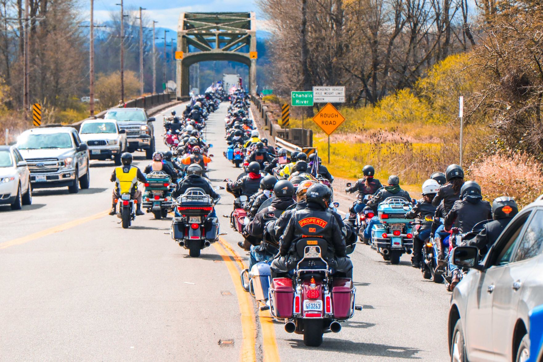 Convoy of Vehicles Travels From Chehalis to Adna in Memory of State Trooper Justin Schaffer